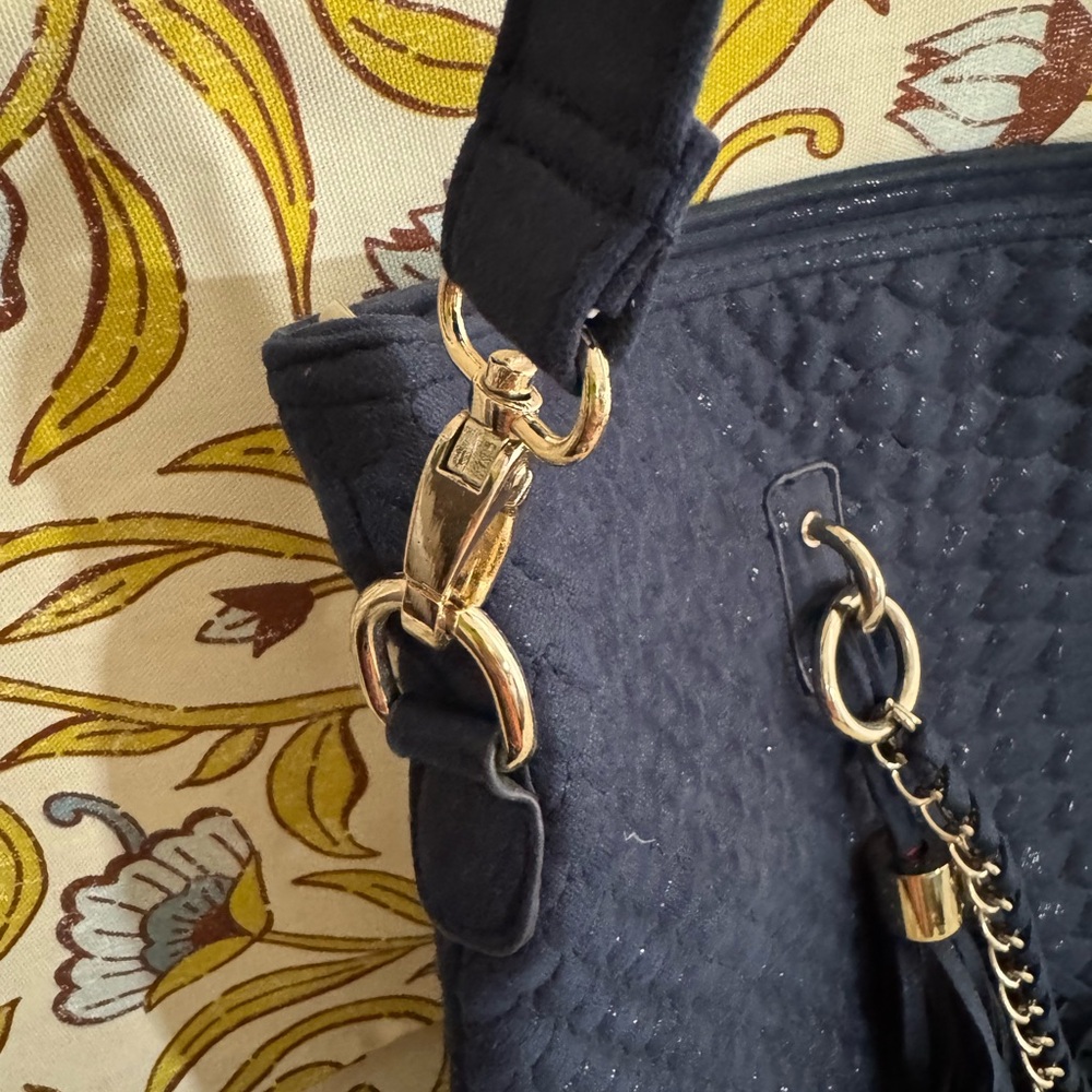 Chic Quilted Navy Tote with Chain Straps - Picture 4 of 6